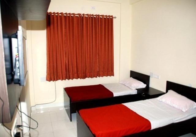Maple Inn Budget Hotel Bangalore Room photo